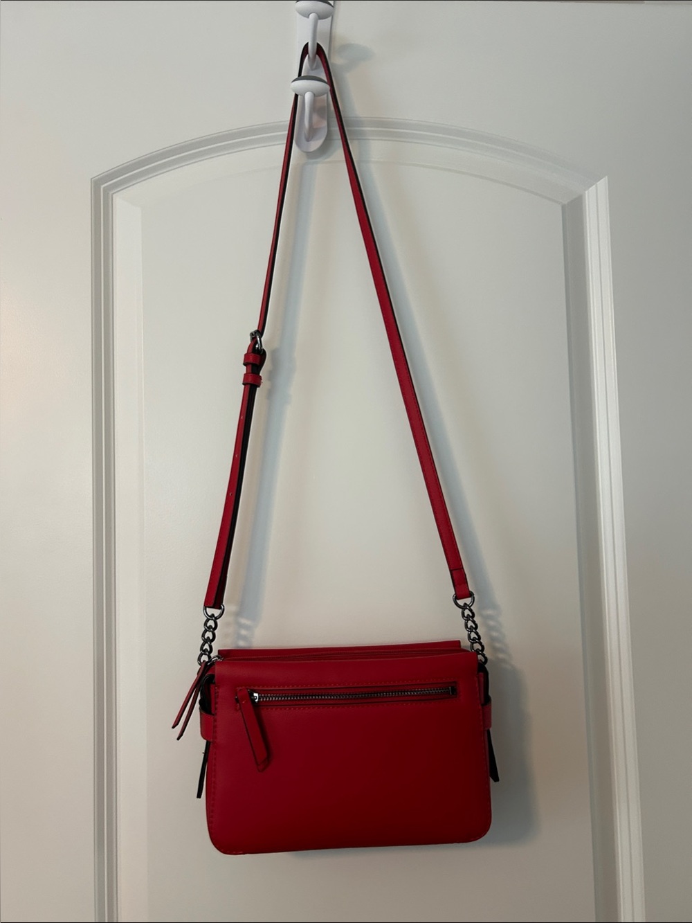 Simply Vera Vera Wang Red Crossbody Bag with Front Zip Pocket